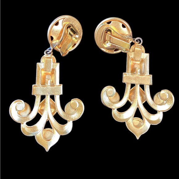 Vintage 1980’s Natasha Stambouli Etruscan 24kt GP Earrings - Picture 4 of 8
